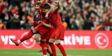 Turquía supera a Rumanía y accede a la final de la repesca