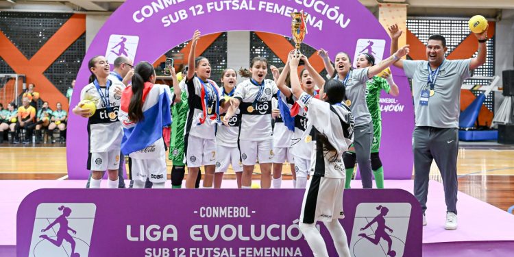 Olimpia campeón de la Conmebol Liga Evolución Futsal Femenina Sub 12