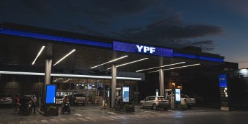 El petróleo «va a bajar»: la apuesta de YPF tras la tensión internacional