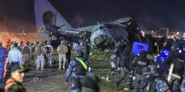 Luto en Bolivia: aumenta a 22 el número de víctimas tras caída de avión militar