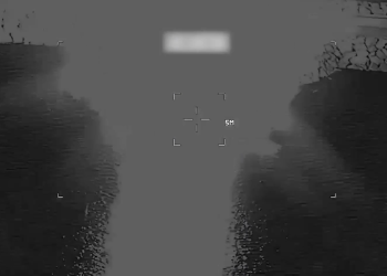 EE.UU destruyó 16 barcos iraníes usados para minar Ormuz