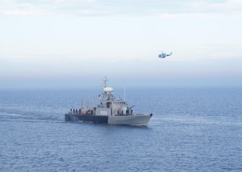 EE.UU anuncia que «pronto» escoltará embarcaciones en el Estrecho de Ormuz