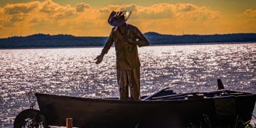 “Pedro canoero”, nuevo atractivo turístico en el lago Ypacaraí