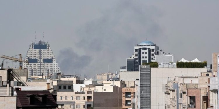 Afirman que todo ciudadano de Israel cuenta con una APP que avisa de bombardeos