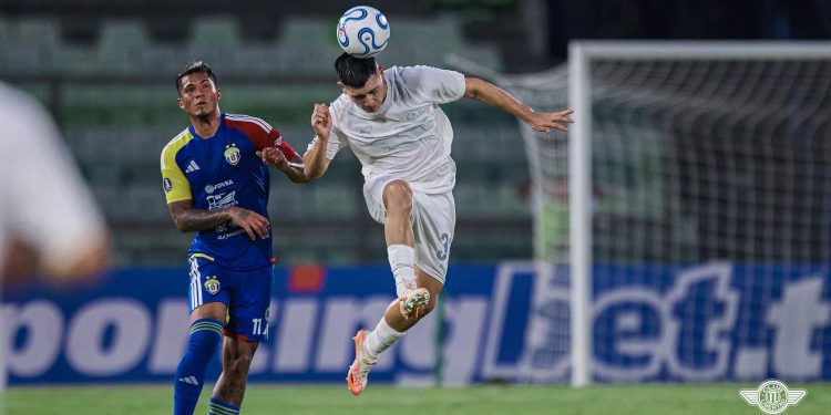 Libertadores: Libertad y un amargo debut copero