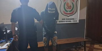 Entró al patio de una subcomisaría, quiso robar una moto y terminó detenido