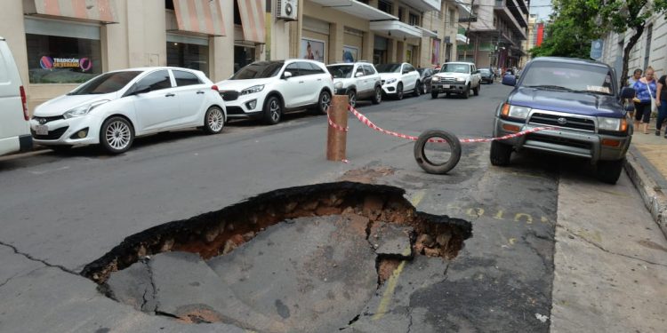 Lanzan servicio para notificar sobre baches en distintos municipios