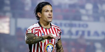 Castigo a Aldo Quiñonez: Gs. 10 millones por hablar de «incentivos»