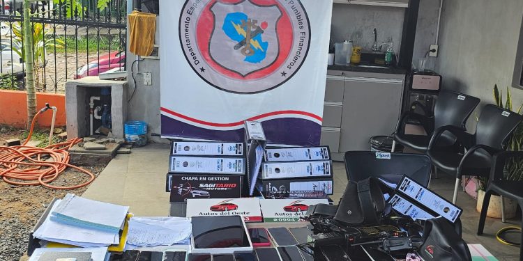 Allanamiento en Villa Elisa por presunta estafa deja 19 detenidos y múltiples evidencias incautadas