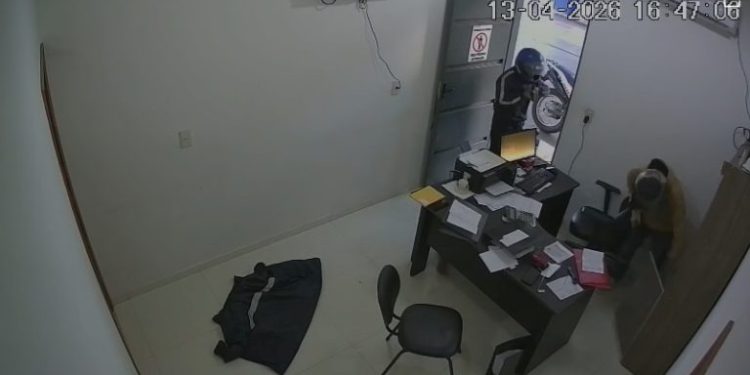 Asaltan estación de servicios en Ciudad del Este y se llevan unos G. 6 millones