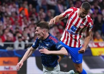 Atlético de Madrid y Arsenal dejan la serie abierta en un intenso empate