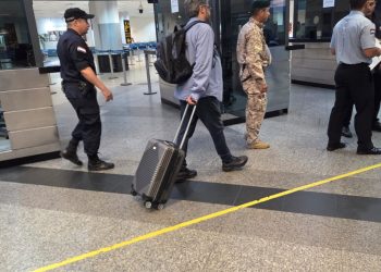 Detienen a brasileño en el Silvio Pettirossi con presunto cargamento de oro