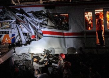 Indonesia: choque de trenes dejó 14 muertos y decenas de heridos