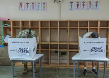 Autoridad electoral de Perú admite “serias irregularidades” en comicios generales