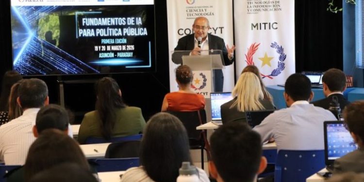 Ministerio de Salud avanza en capacitación sobre aplicación de inteligencia artificial en políticas públicas