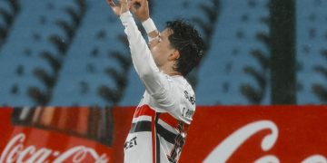 Gol de Bobadilla para el triunfo de Sao Paulo ante Boston River
