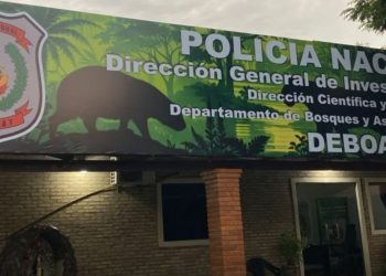 Denuncian a comisario por pedir coimas a cambio de traslados