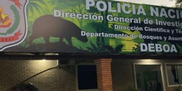 Denuncian a comisario por pedir coimas a cambio de traslados