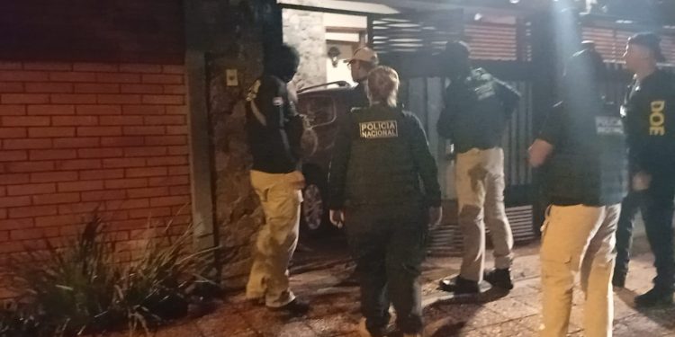 Abogado Diego Lansac es detenido por presunta sextorsión