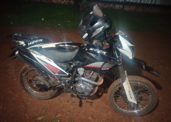 Persecución y tiroteo tras asalto a motociclista en el Este deja dos detenidos