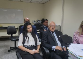 Rechazan pedido de suspensión para ujieres que confesaron esquema de notificaciones falsas