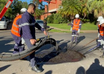 ESSAP presenta su nuevo «exterminador de baches»