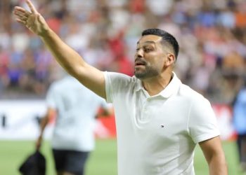 Felipe Giménez deja Nacional tras derrota ante Olimpia