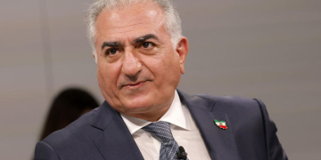 Líder opositor iraní advierte: abandonar el poder o enfrentar la destrucción total