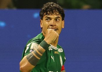 Gol de Gustavo Gómez para darle la victoria a Palmeiras ante Paranaense