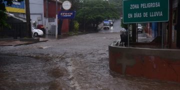 Meteorología alerta por intensas tormentas desde esta noche y durante todo el miércoles