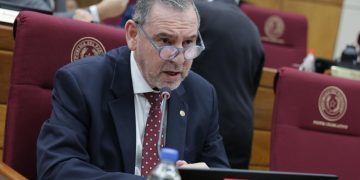 Senador denuncia supuestos abusos de la Receita Federal en frontera