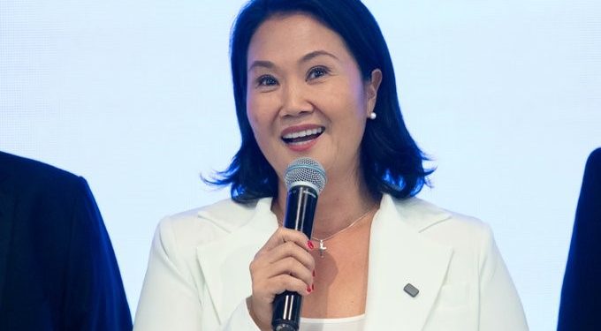 Perú: sin mayoría absoluta, elección presidencial pasa a segunda vuelta