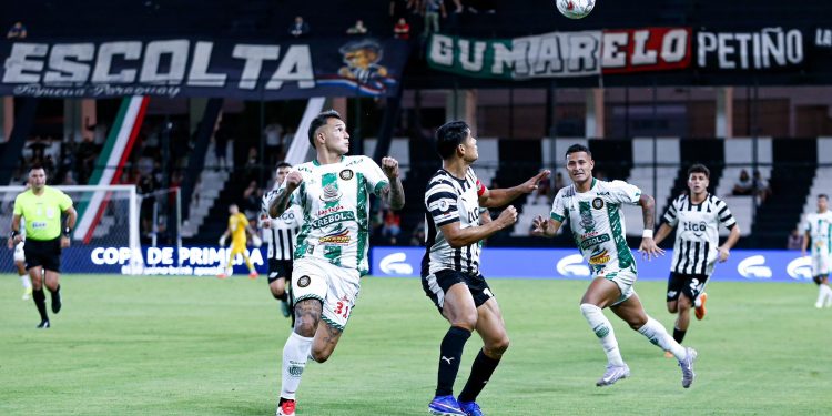 Duelo de necesitados en Santísima Trinidad