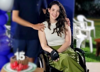 Campaña solidaria en busca de una silla de ruedas adaptada para mujer con esclerosis múltiple