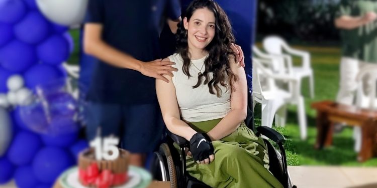 Campaña solidaria en busca de una silla de ruedas adaptada para mujer con esclerosis múltiple