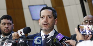 Convocan a Riera: «el policía no merecía ser agredido de esa manera»