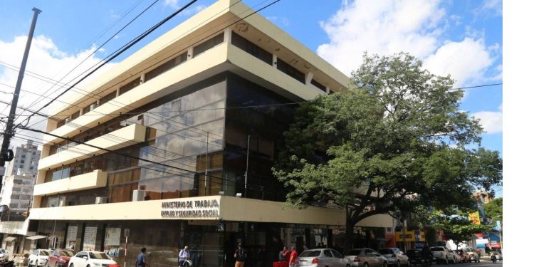 Gobierno establece régimen excepcional para regularizar obligaciones laborales sin multas