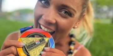 Triatleta brasileña perdió la vida en plena prueba de natación