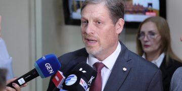 Carlos Fernández Valdovinos «hizo un gran trabajo», opinó Chase