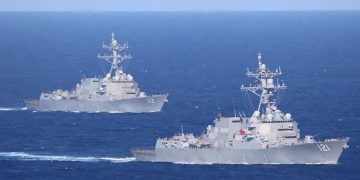 Suben precios del petróleo y caen mercados tras anuncio de bloqueo naval de EE.UU