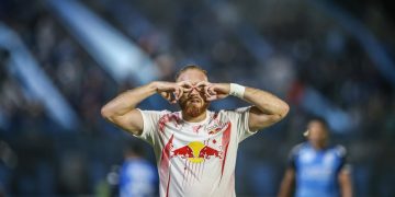 Doblete de Isidro Pitta en la victoria de Bragantino sobre Blooming por Sudamericana