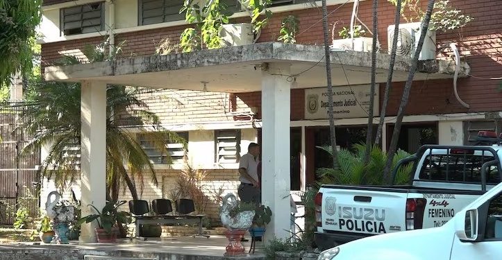 Intervención por supuestas comodidades en celda de Dalia López