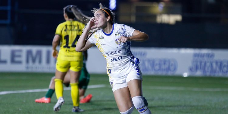 Sportivo Luqueño logró su primera victoria, al derrotar a Recoleta FC