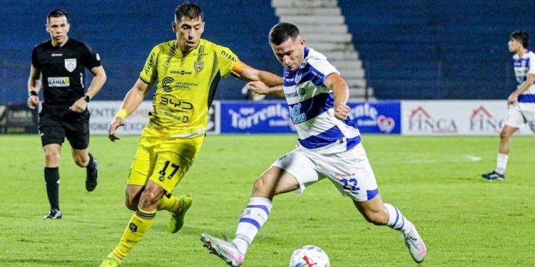 El Canario y el Gallo Norteño miden fuerzas en Campo Grande