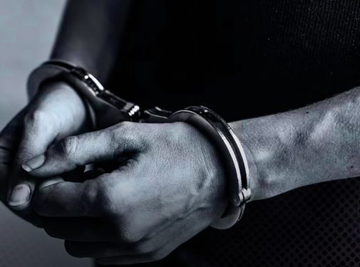 Condenan a 10 años de prisión a hombre por coacción sexual y violación