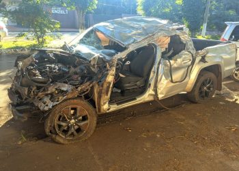 Choque mortal en el «túnel de árboles»