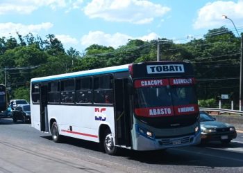 Dinatran subirá 10% el precio de pasajes al interior del país