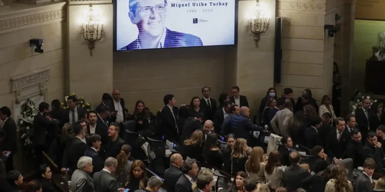 Detenido en Argentina un colombiano acusado de participar en el asesinato de Miguel Uribe Turbay