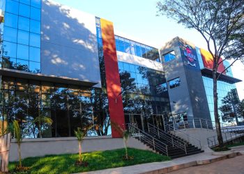 Carrera de Medicina de la UMAX no logra acreditación de ANEAES, pero proceso sigue abierto