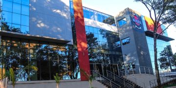 Carrera de Medicina de la UMAX no logra acreditación de ANEAES, pero proceso sigue abierto